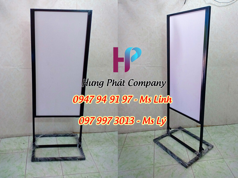 standee quang cao ngoai troi