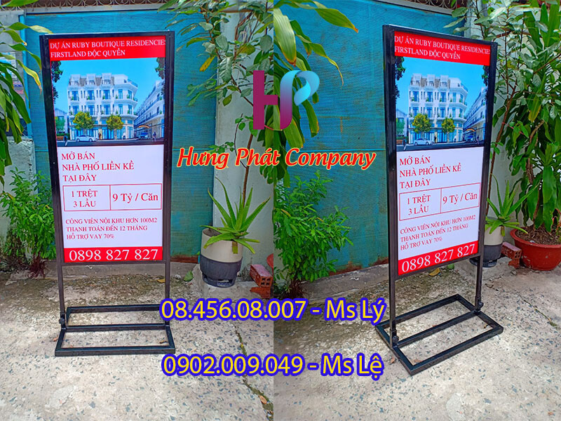 khung sắt quảng cáo chịu gió