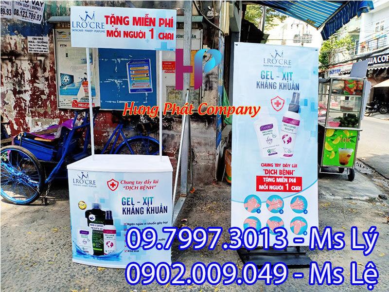 quầy quảng cáo mỹ phẩm