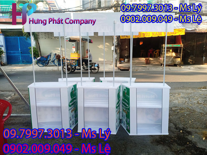 quầy sampling siêu thị bằng nhựa lưu động