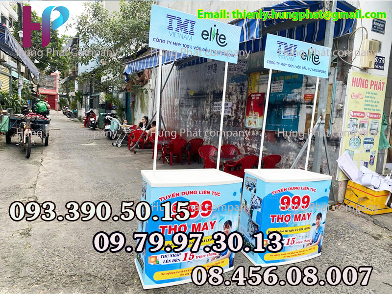 booth siêu thị bằng nhựa đẹp