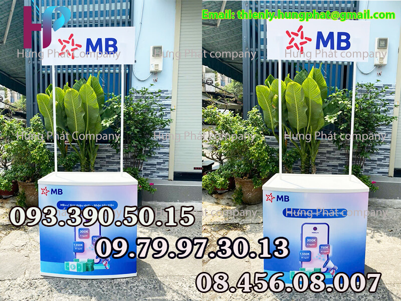 quầy tiếp thị lưu động đi thị trường